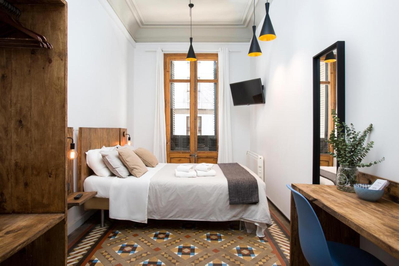 Casa Maca Guest House Barcelona Exterior photo