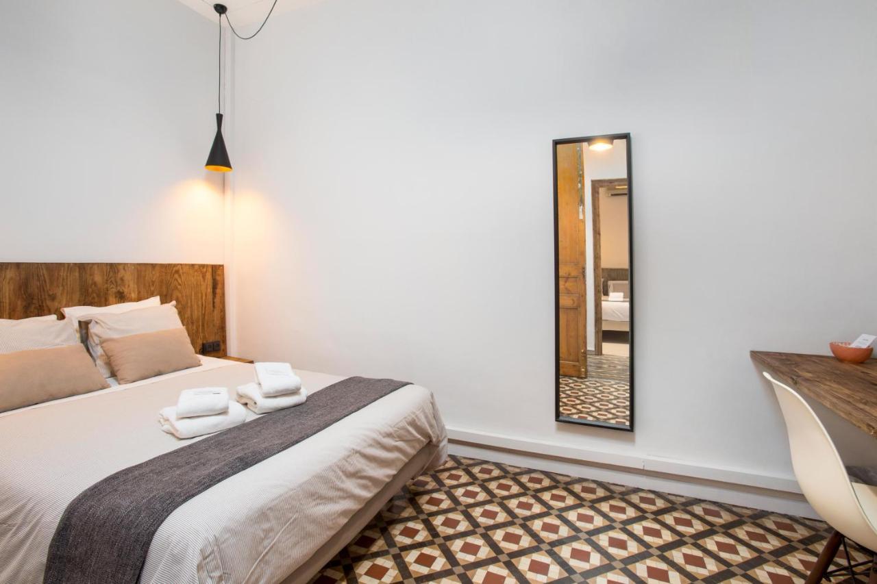 Casa Maca Guest House Barcelona Exterior photo